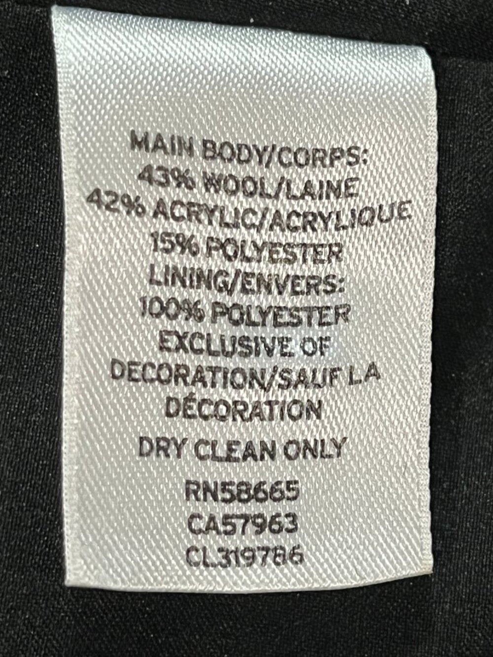 Classiques Entier Wool-Blend A-line Skirt with Black Diamond Pattern, Size 10 - Picture 8 of 8